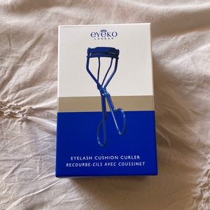Eyeko eyelash curler